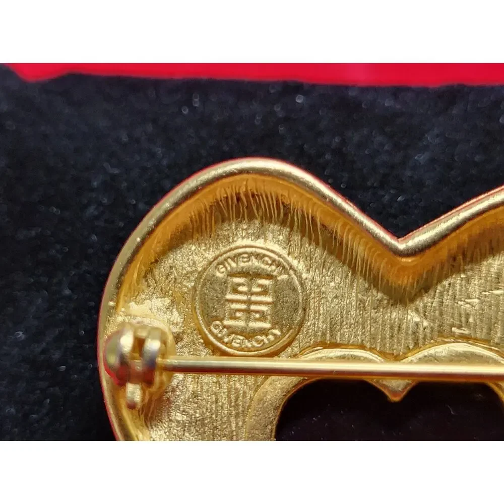 Givenchy Vintage Guardian Angel Cherub Red Lucid Heart Pin Brooch Gold Tone RARE